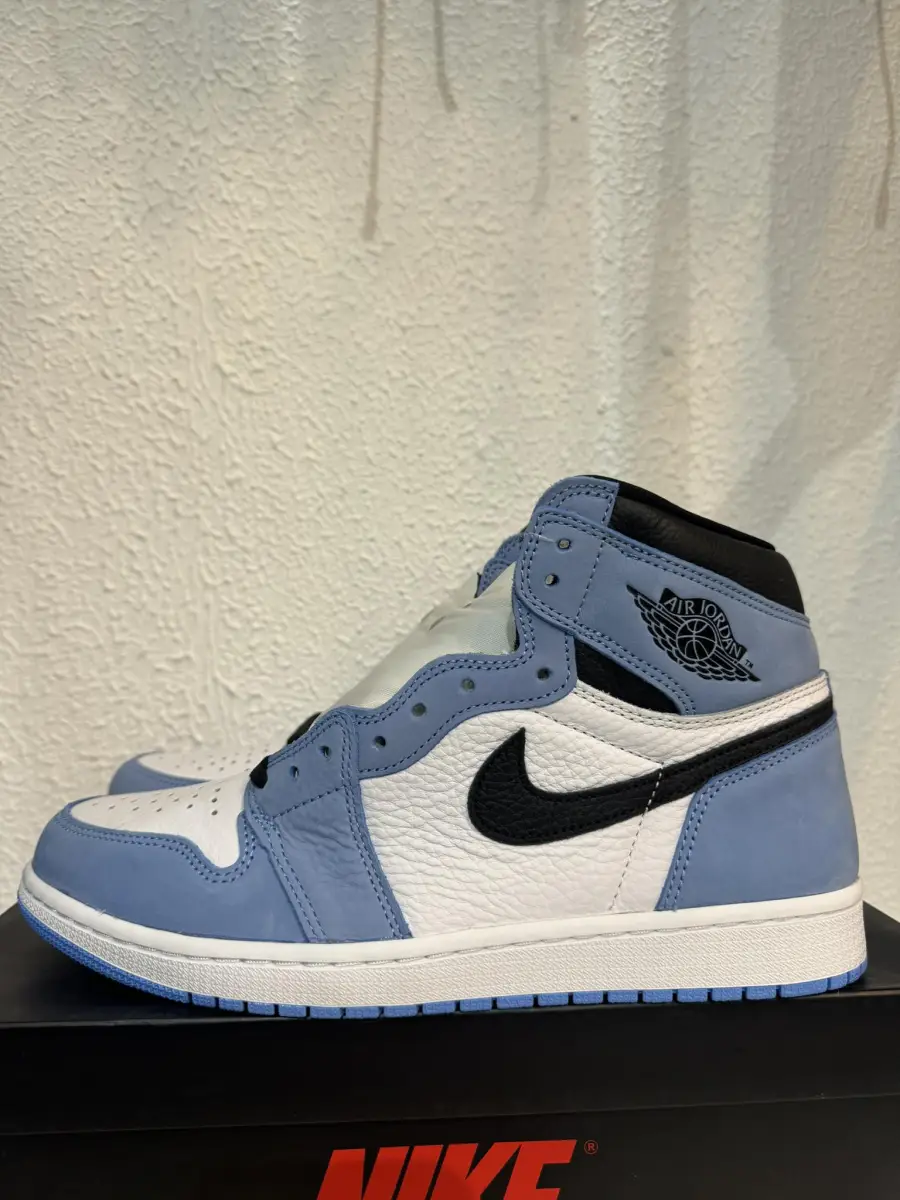 20886 - JORDAN 1 RETRO HIGH OG UNIVERSITY BLUE (FS) | Item Details ...